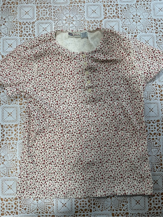 Faded Glory Other - Faded Glory Large Floral Ribbed Henley Top Y2K Cottagecore Red Cream